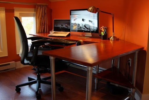 Ergonomic DIY Corner Desk Plans