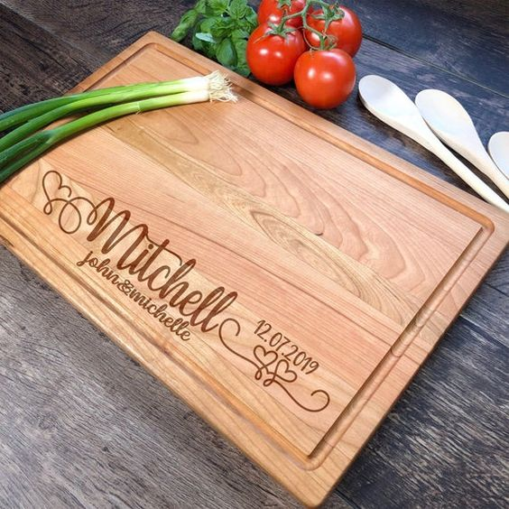 Round Cutting Board with Pyrography
