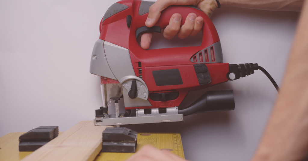 Differences Between Reciprocating Saw and Jigsaw