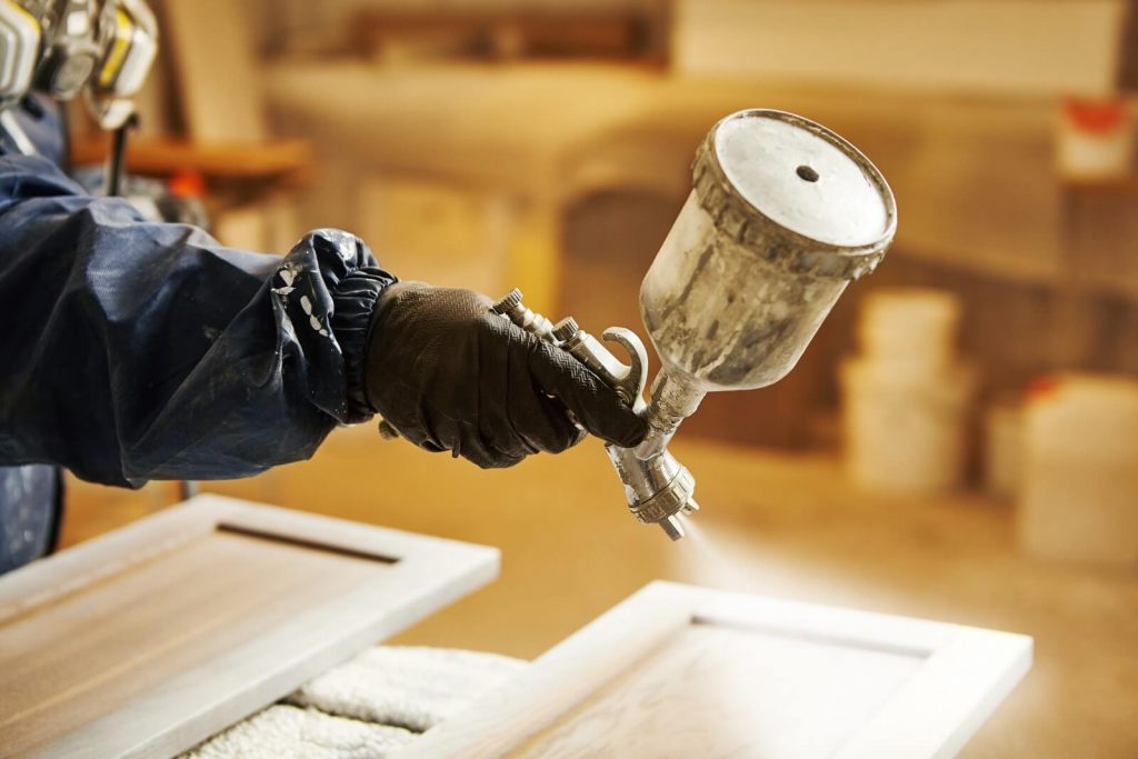 How Long Should Paint Dry Before Putting Furniture Back?