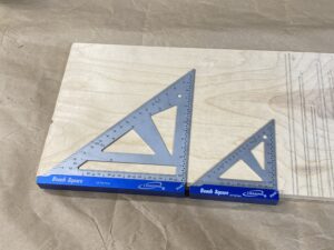 4 and 7 Stainless Steel iGaging Bench Square measuring
