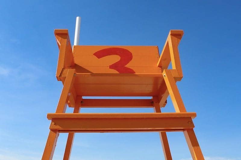 6 Free DIY Lifeguard Chair Plans You Can Build Today (With Pictures)