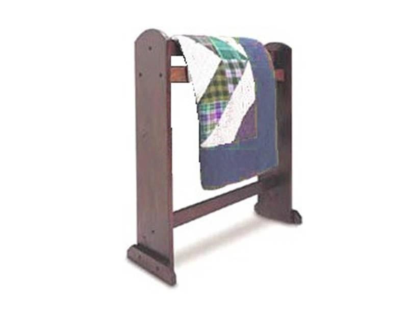 8 Free DIY Quilt Rack Plans You Can Make Today (With Pictures)