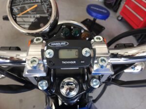 Hardline HR 8061-2 Tachometer using in a bike